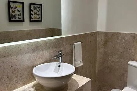 A7103 - 2Br Apartment With Beach Club Cancun