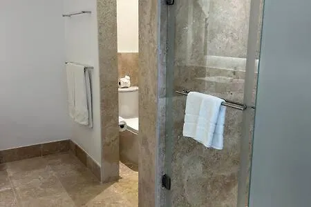 A7103 - 2Br Apartment With Beach Club Cancun