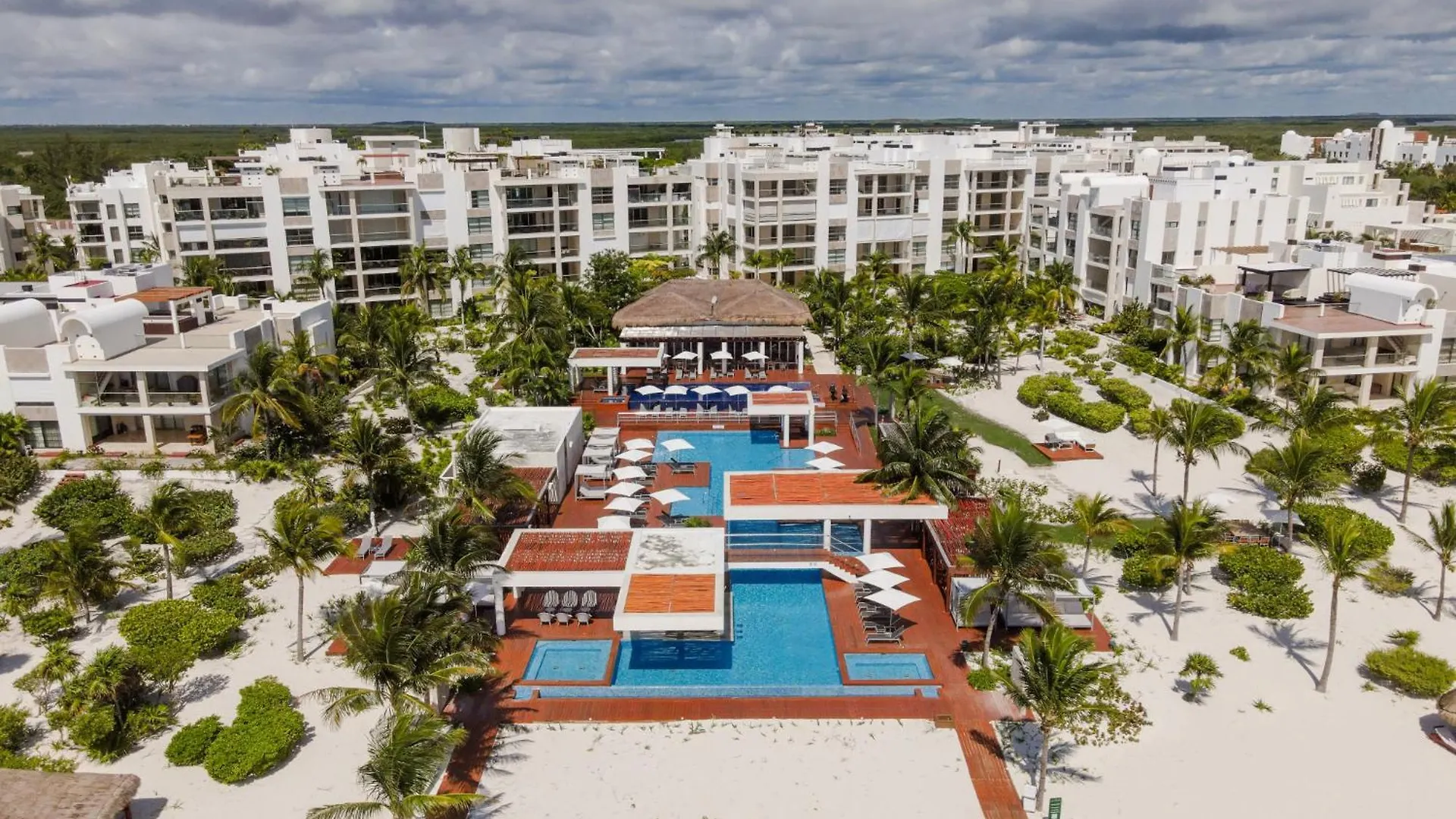 A7103 - 2Br Apartment With Beach Club location
